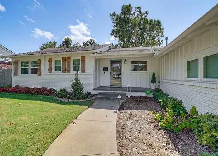 Charming Near Lafortune Park *
